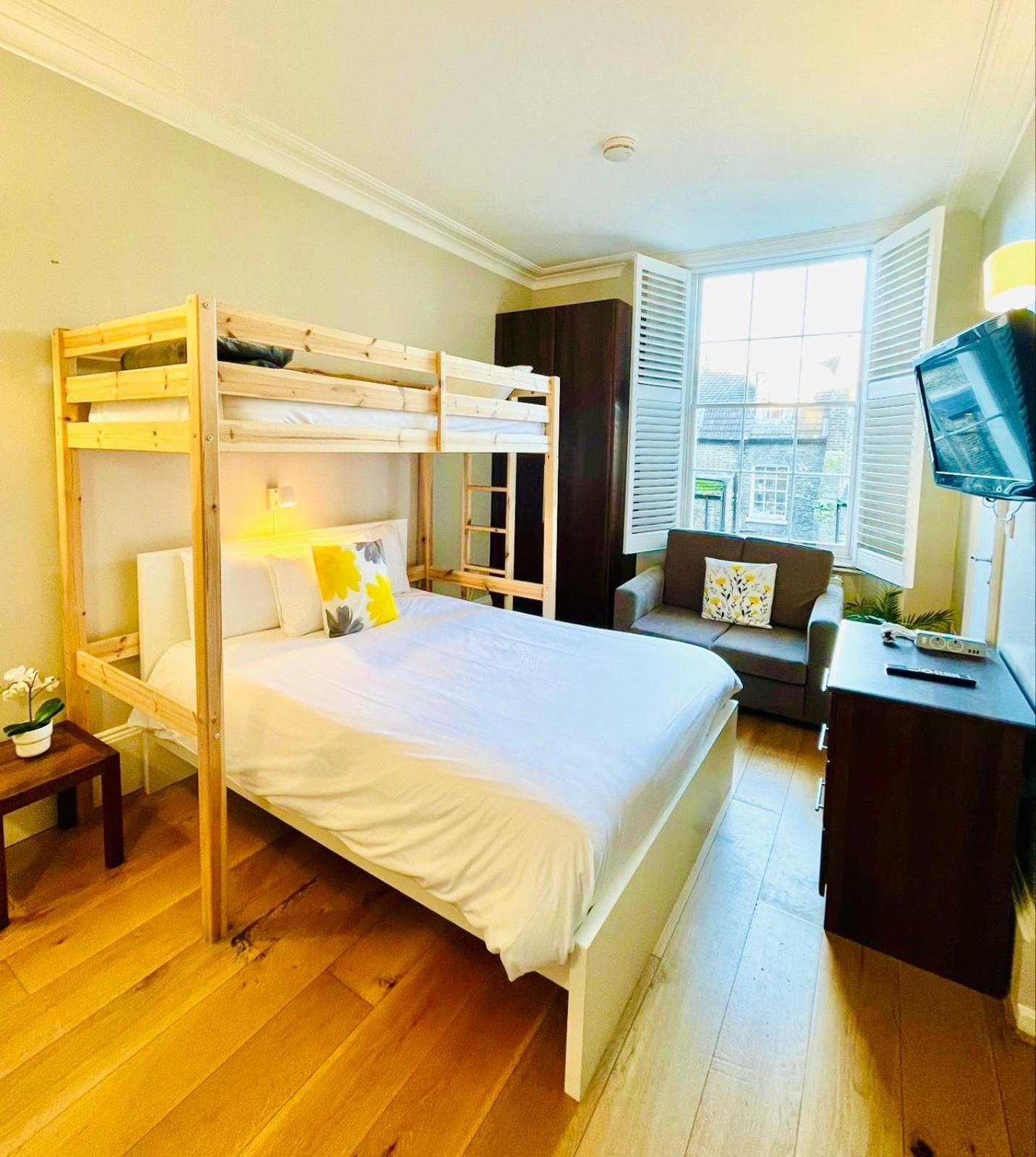 Queen Victoria Apartments 런던 외부 사진